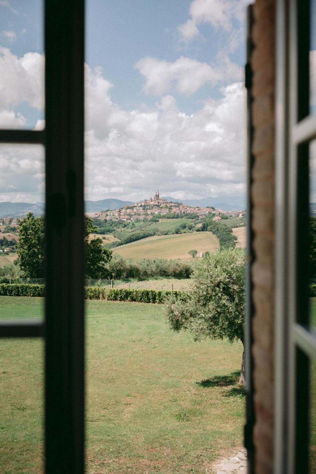 Bed and Breakfast La Monteduccia Ostra Vetere Esterno foto