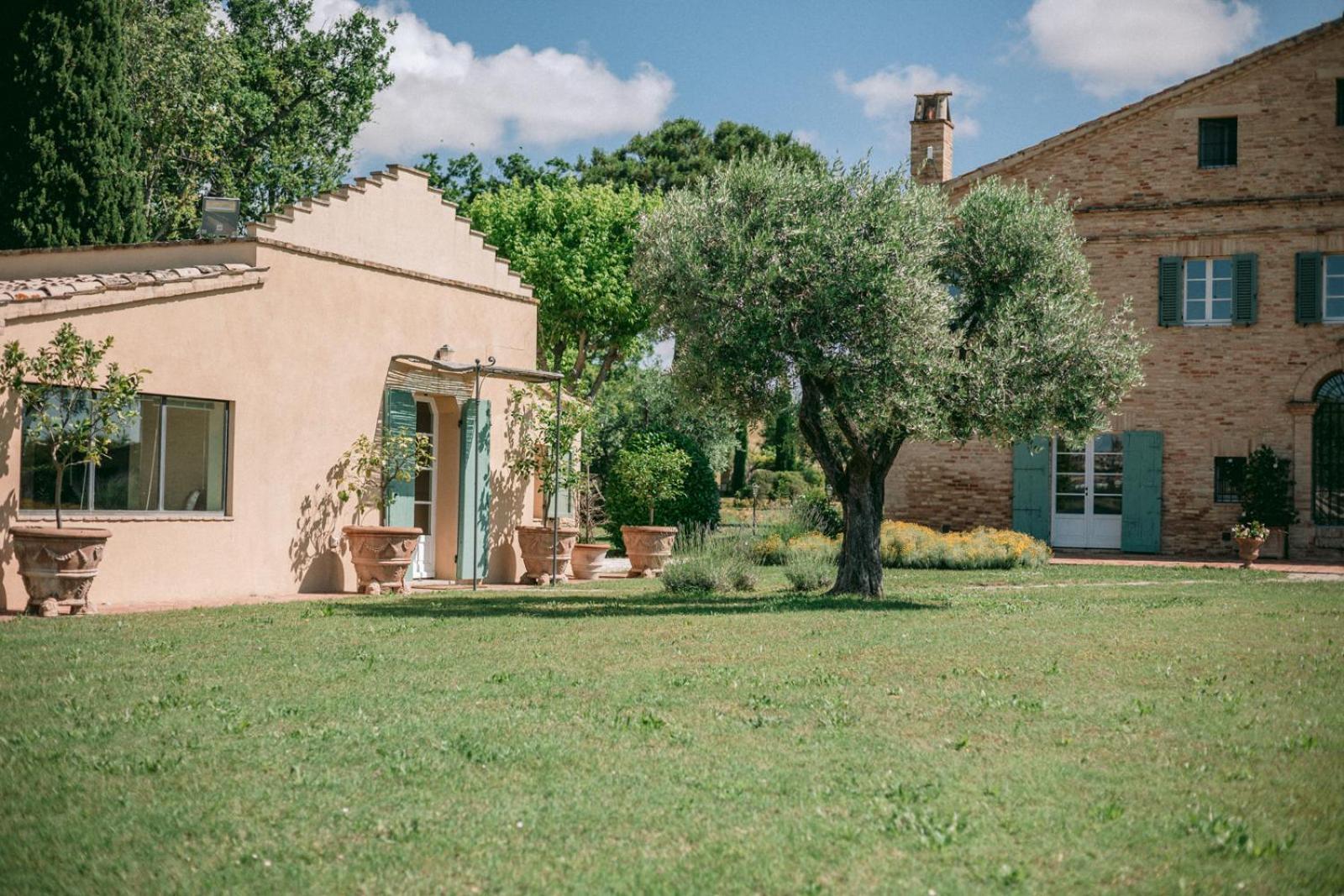 Bed and Breakfast La Monteduccia Ostra Vetere Esterno foto
